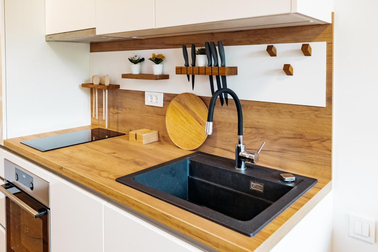 Woody - Comfy Apartment In Siska Ljubljana Extérieur photo