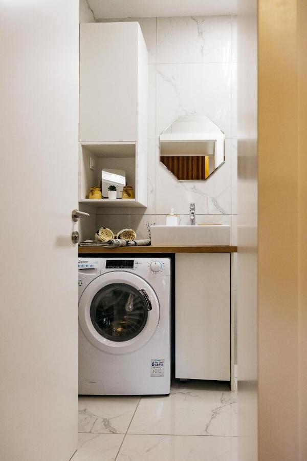 Woody - Comfy Apartment In Siska Ljubljana Extérieur photo